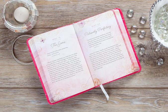 Daily Declarations of Faith - interior image