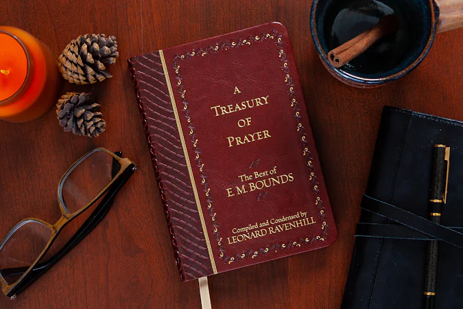 A Treasury of Prayer - interior image