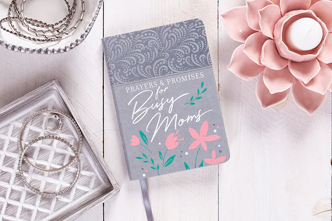 Prayers & Promises for Busy Moms - interior image
