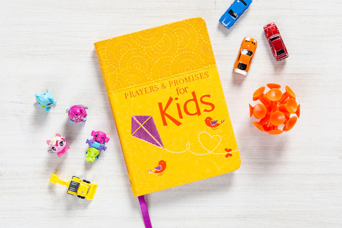 Prayers & Promises for Kids - interior image