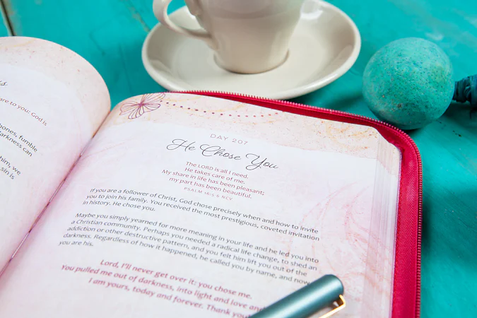 Be Still and Know ziparound devotional - interior image