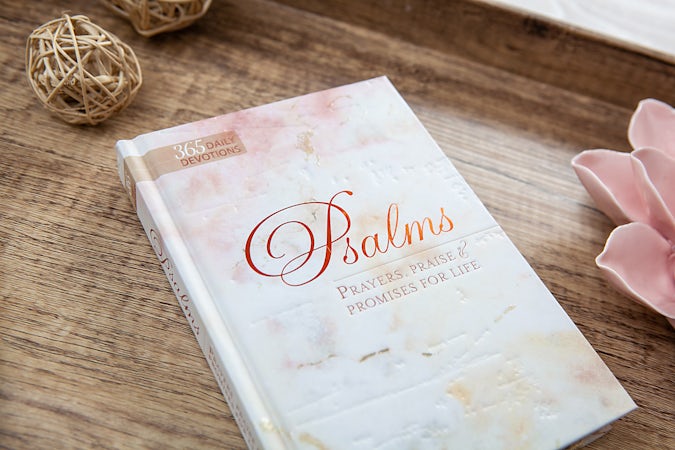 Psalms 365 - interior image