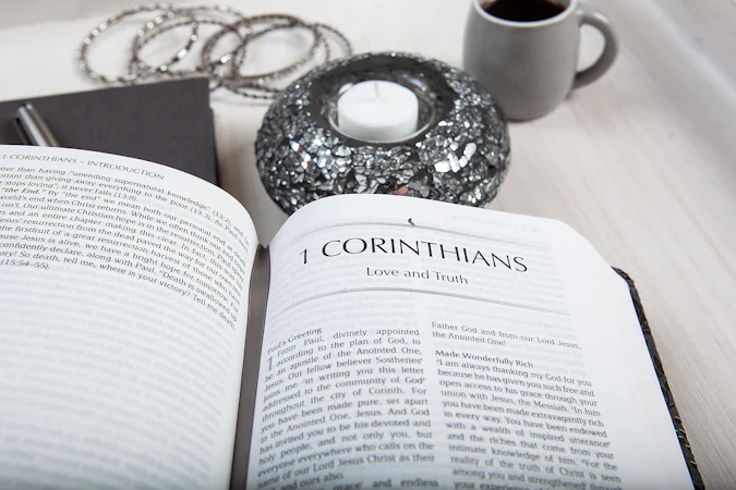 The Passion Translation New Testament (2020 Edition) Gray - interior image