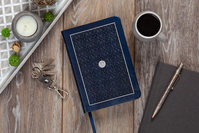 The Passion Translation New Testament (2020 Edition) Compact Navy - interior image