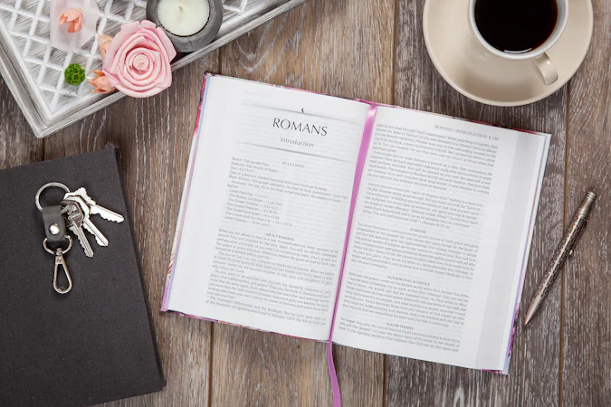 The Passion Translation New Testament (2020 Edition) Passion in Plum - interior image