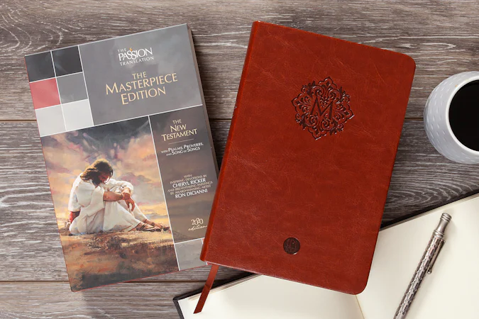 The Passion Translation New Testament Masterpiece Edition - interior image
