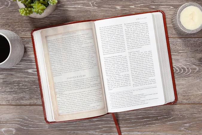 The Passion Translation New Testament Masterpiece Edition - interior image