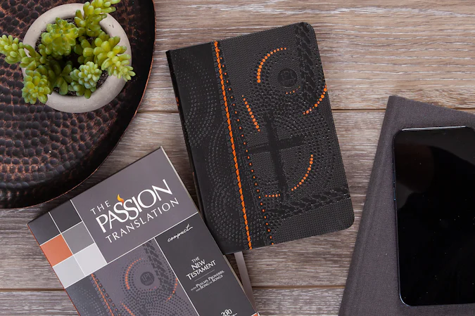 The Passion Translation New Testament (2020 Edition) Youth Boys Kevlar - interior image
