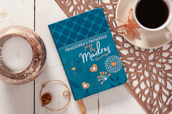Oraciones y promesas para las madres - interior image