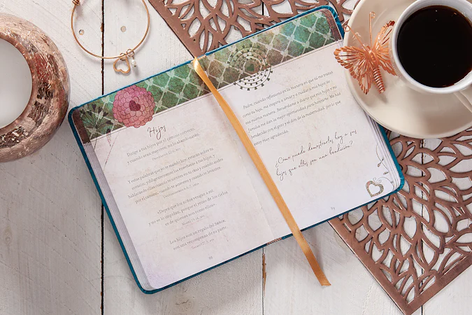 Oraciones y promesas para las madres - interior image