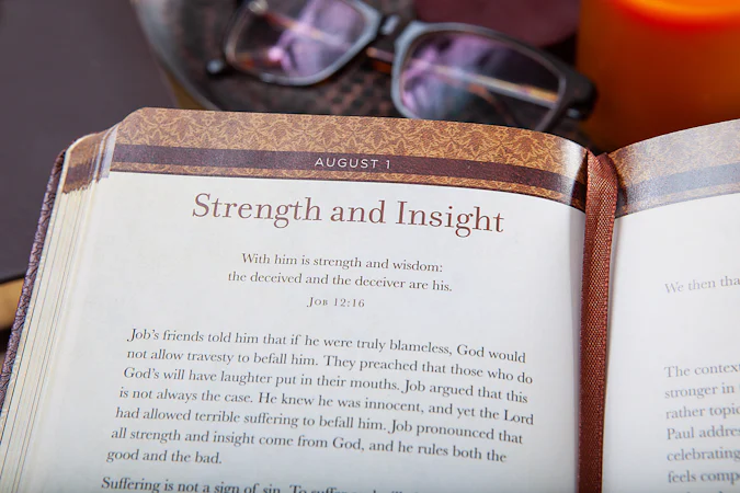 The KJV Devotional - interior image