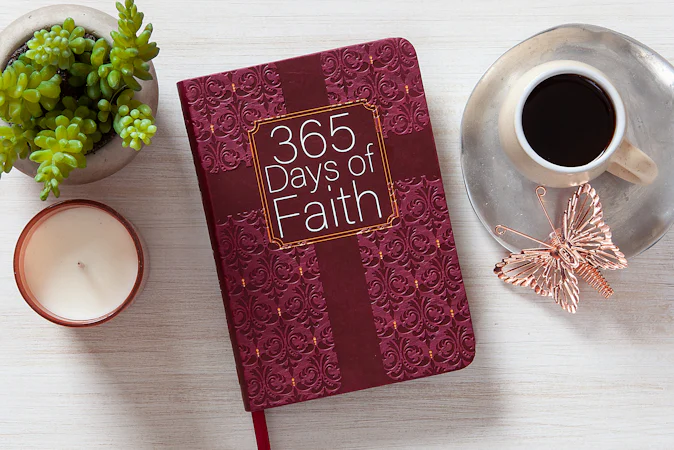 365 Days of Faith - interior image