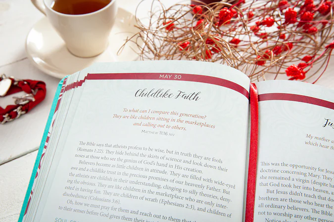 Jesus in Red - interior image