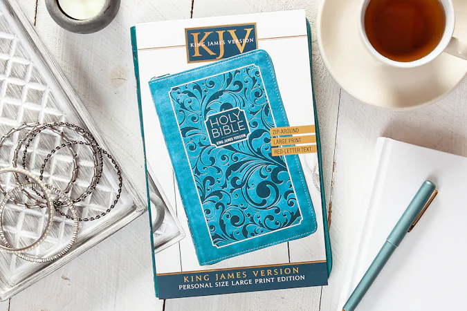 KJV Holy Bible Zip Turquoise - interior image