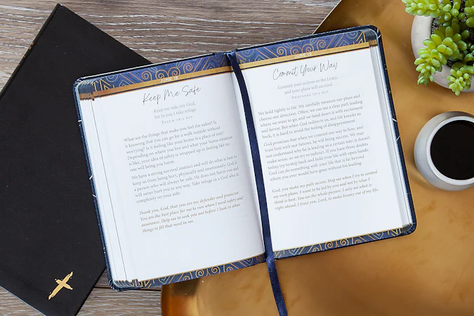 365 Days with Jesus - interior image