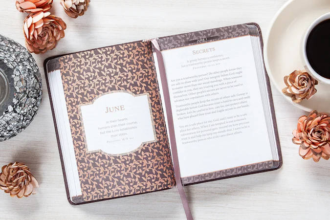 Wisdom for Today - interior image