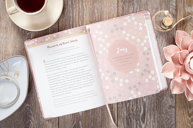 Daily Wisdom for Women - interior image