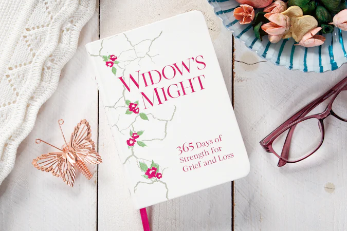 Widow's Might - interior image