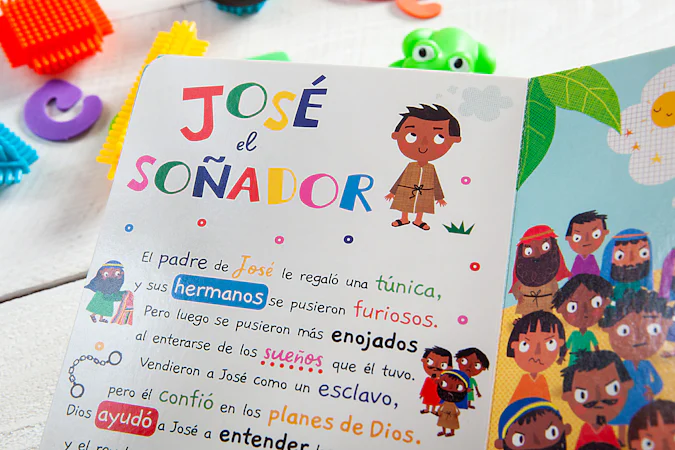 Mi primera Biblia para pequeñitos - interior image