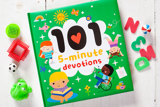 101 5-Minute Devotions - interior image