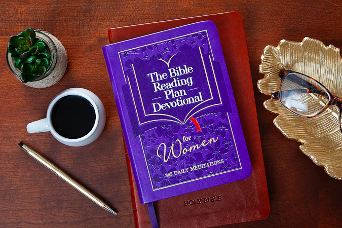 The Bible Reading Plan Devotional for Women - interior image
