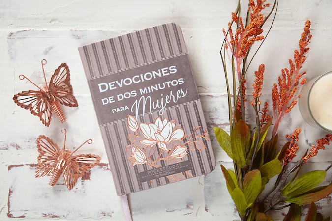 Devociones de dos minutos para mujeres - interior image