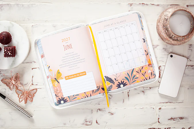The Lord Is My Strength (2027 Planner) faux ziparound - interior image