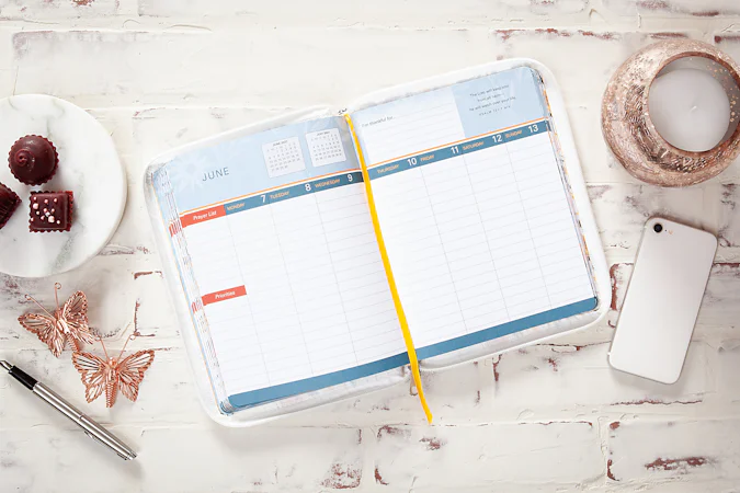 The Lord Is My Strength (2027 Planner) faux ziparound - interior image