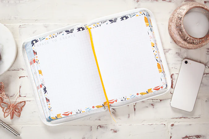 The Lord Is My Strength (2027 Planner) faux ziparound - interior image